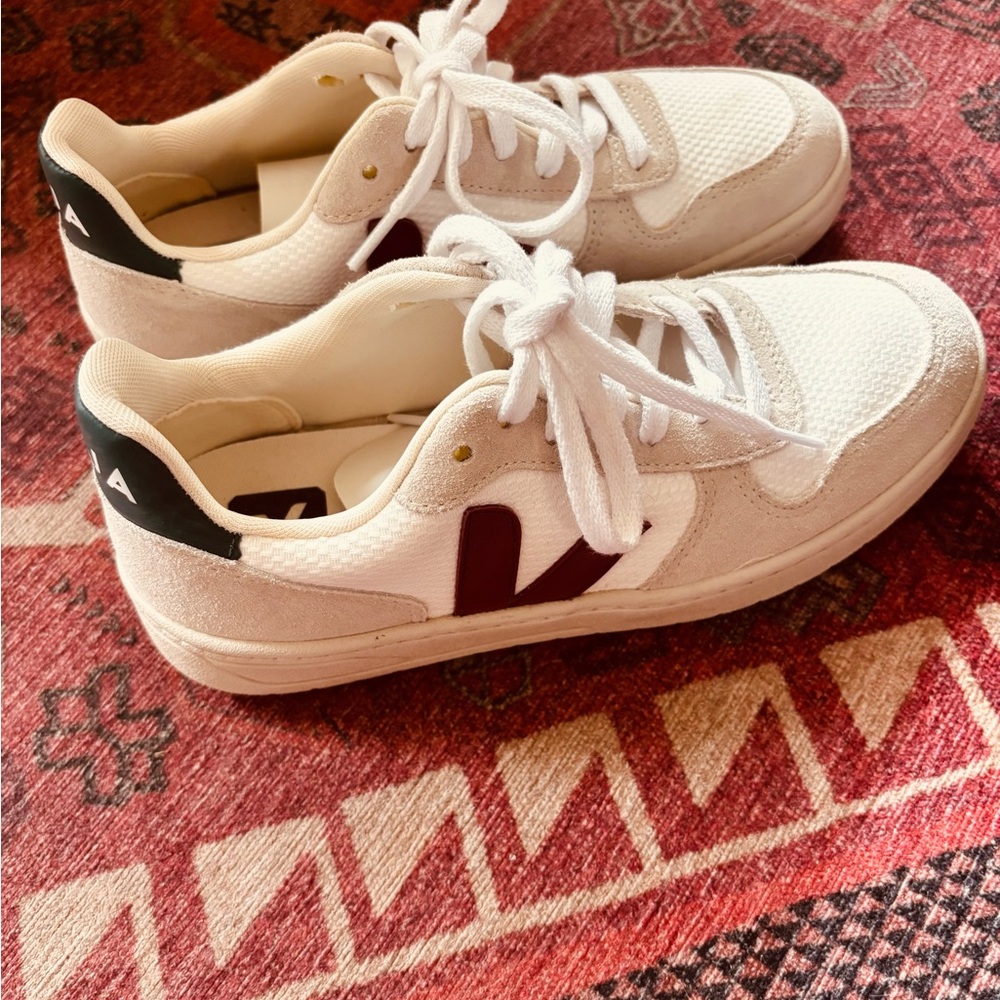 Veja Cream and Burgundy Sneakers with Green Heel